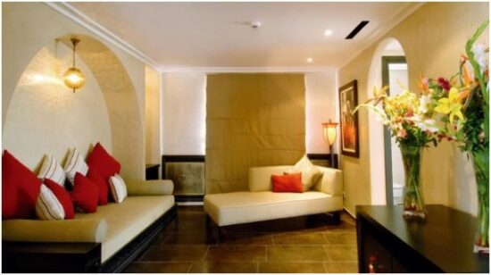 Why do decoration tips decoradhouse from decoratoradvice focus so much on function?