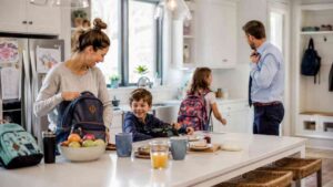 Parenting on the Go: Simple Strategies for Hectic Days